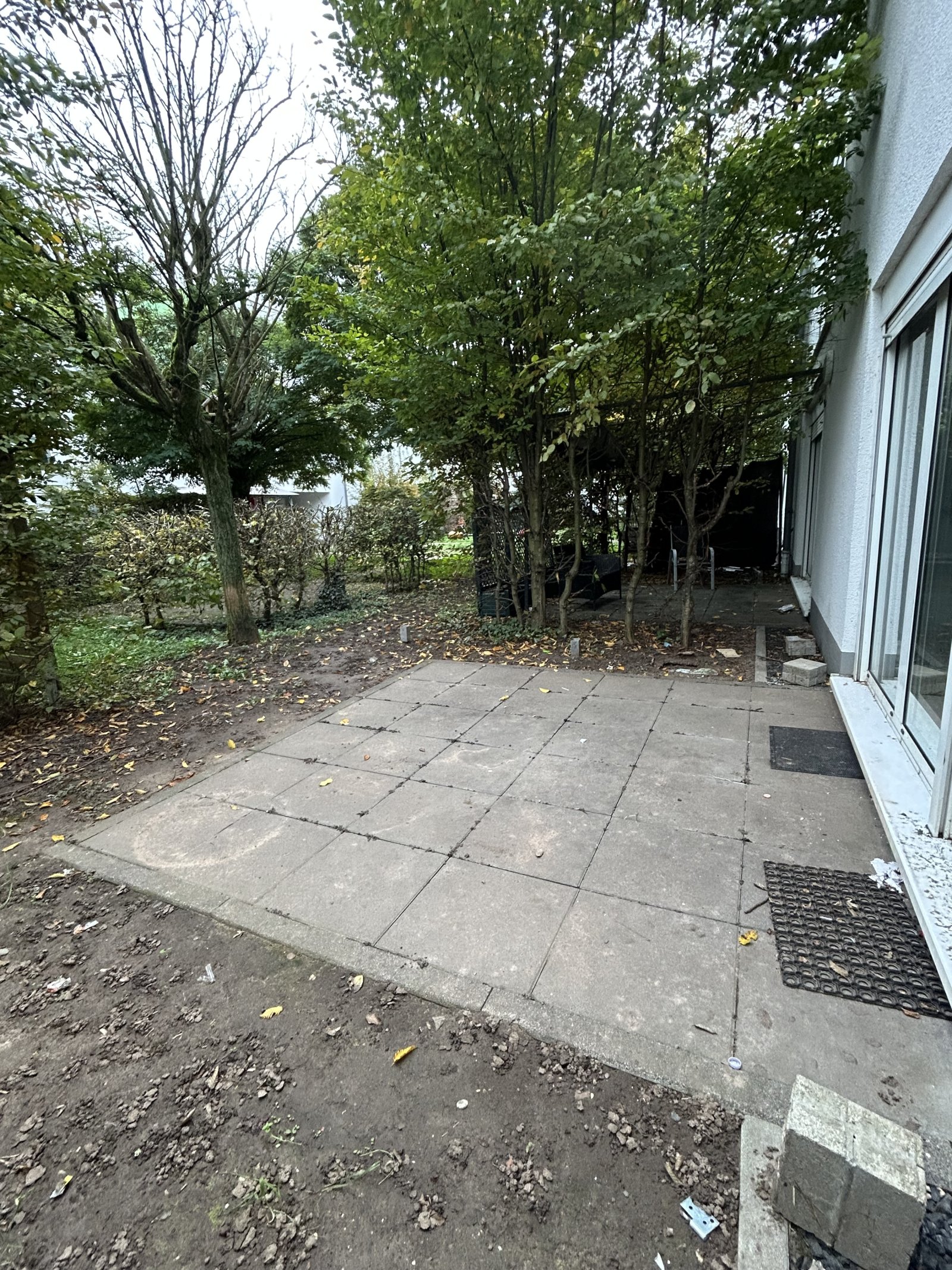 Attraktive 3-ZKB-Maisonette-Wohnung mit Terrasse und Stellplatz in Sbr.- Krenzelsberg zu verkaufen