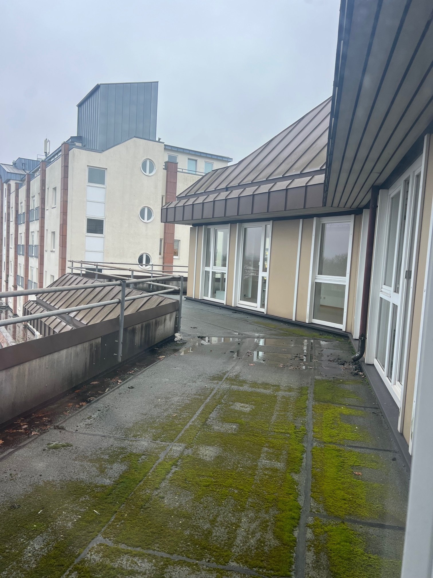 Moderne Büro- oder Praxisräume (51) im Stadtzentrum von Saarlouis – Ihr neuer Arbeitsplatz!