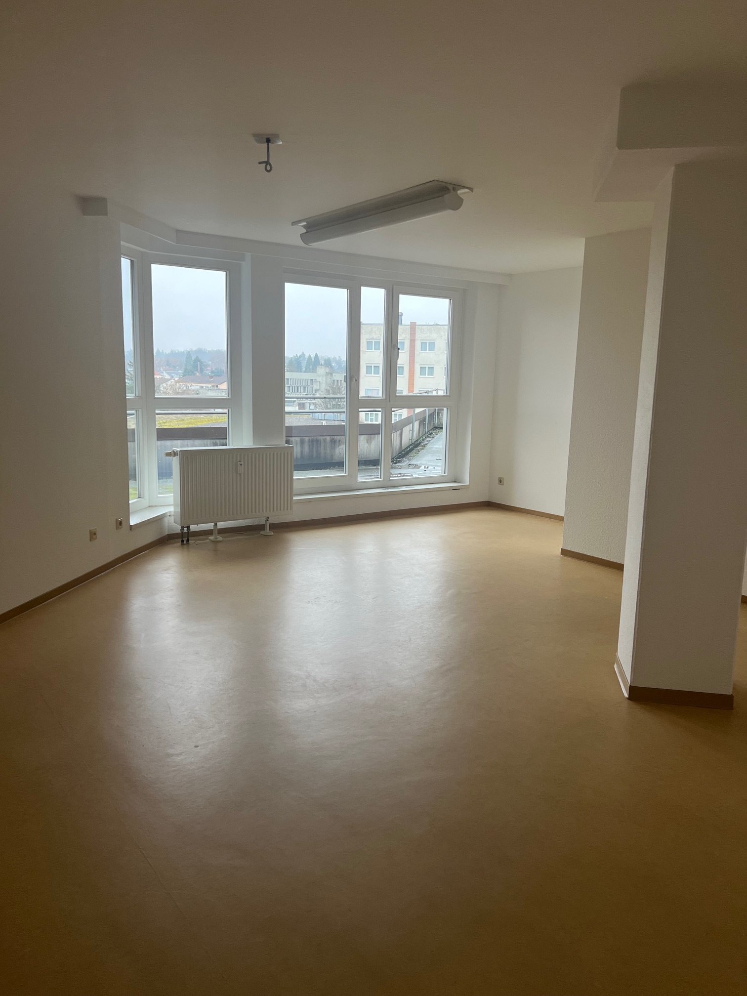 Moderne Büro- oder Praxisräume (52) im Stadtzentrum von Saarlouis – Ihr neuer Arbeitsplatz!