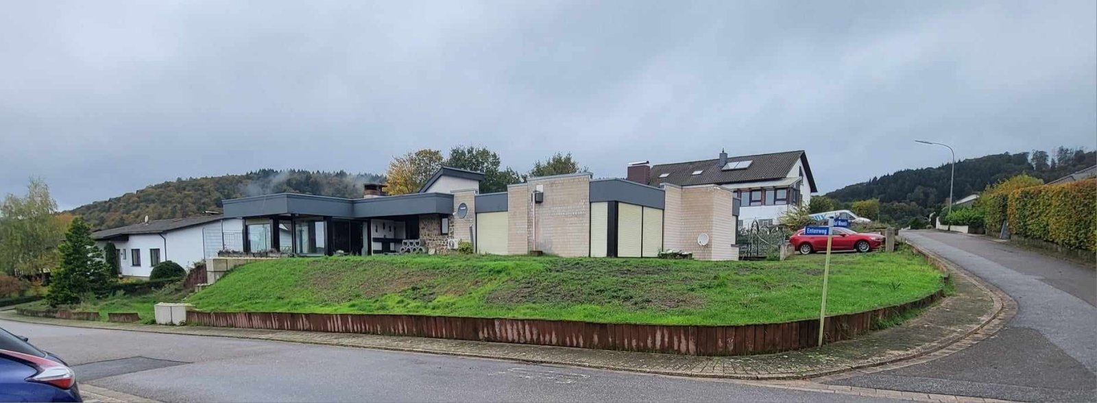 Großzügiges Architektenhaus in Beckingen – Viel Platz für Ihre Familie