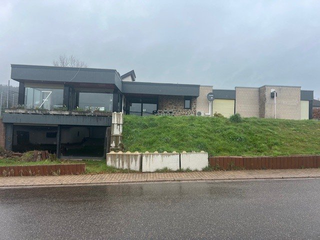 Großzügiges Architektenhaus in Beckingen – Viel Platz für Ihre Familie