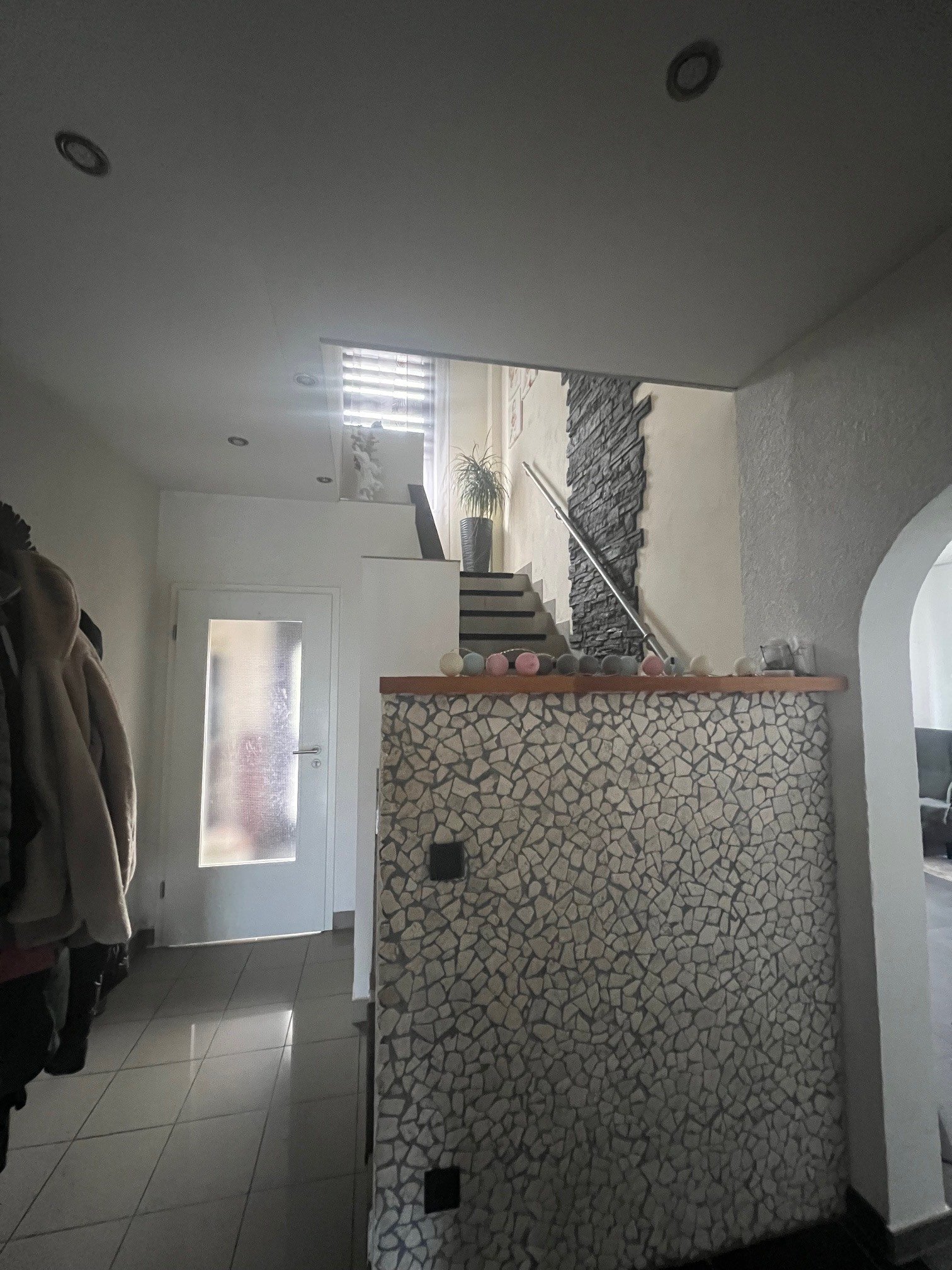 Modernes Traumhaus in Großrosseln – Stilvolles Wohnen mit Kamin, Pholtovoltaik und Pool auf großem Grundstück