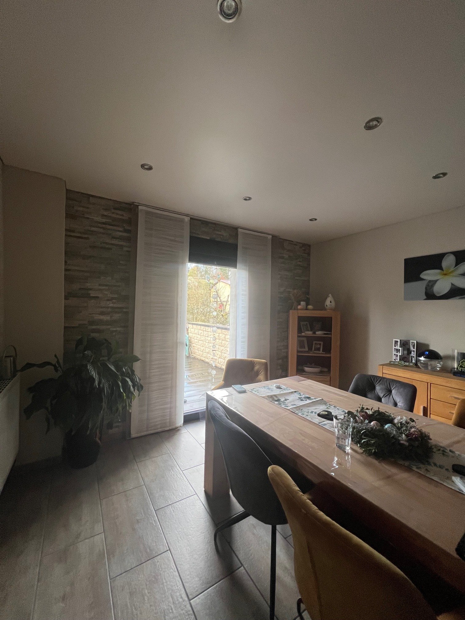 Modernes Traumhaus in Großrosseln – Stilvolles Wohnen mit Kamin, Pholtovoltaik und Pool auf großem Grundstück