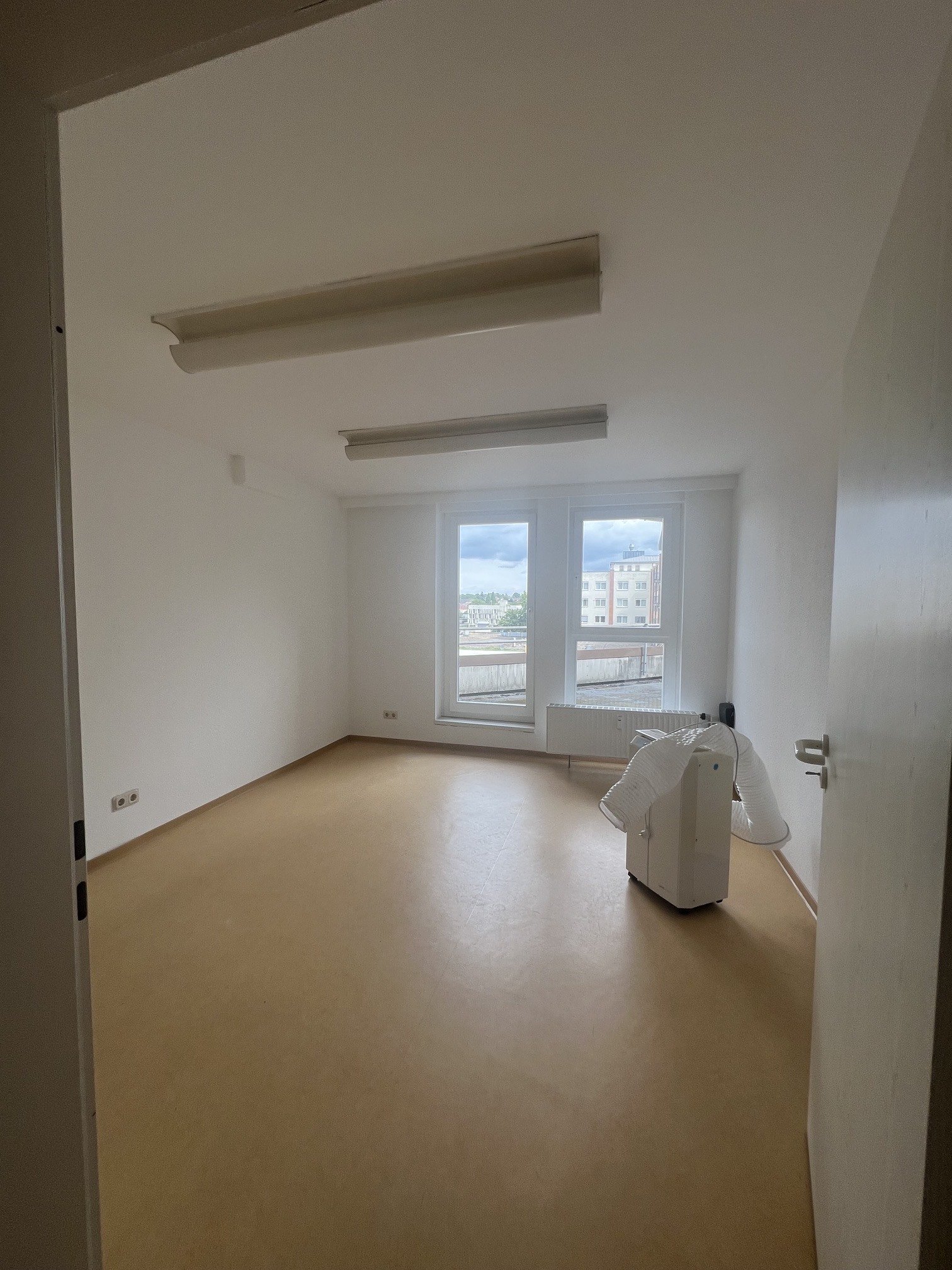 Moderne Büro- oder Praxisräume (51) im Stadtzentrum von Saarlouis – Ihr neuer Arbeitsplatz!