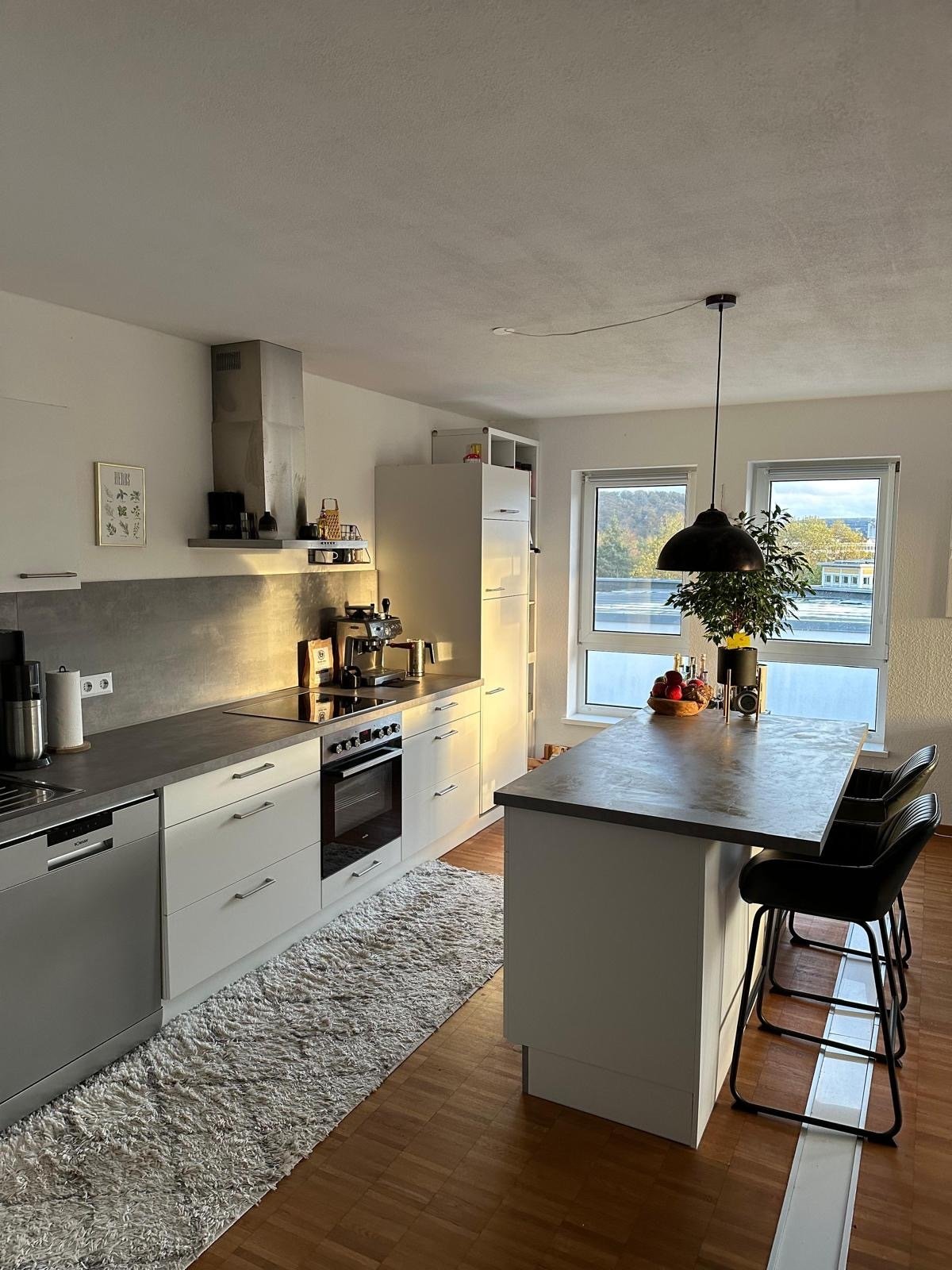 Charmante Eigentumswohnung im Herzen Saarbrückens – Komfort und Stil mit Balkon und Einbauküche