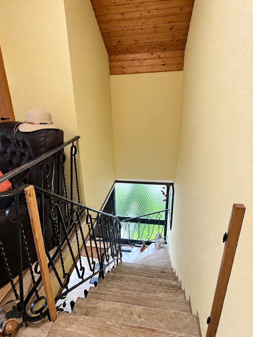 Großzügiges Einfamilienhaus in Großrosseln – Stilvolles Wohnen mit Kamin und großem Garten